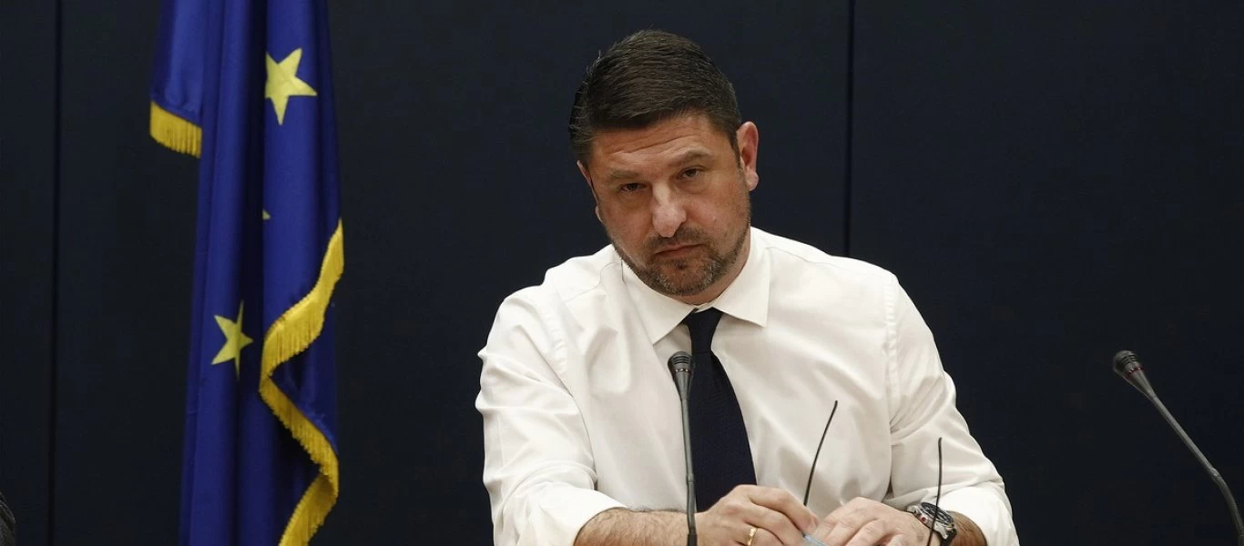 Στην Καρδίτσα σήμερα ο Ν.Χαρδαλιάς - Έκανε αυτοψία στους χώρους φύλαξης των εμβολίων